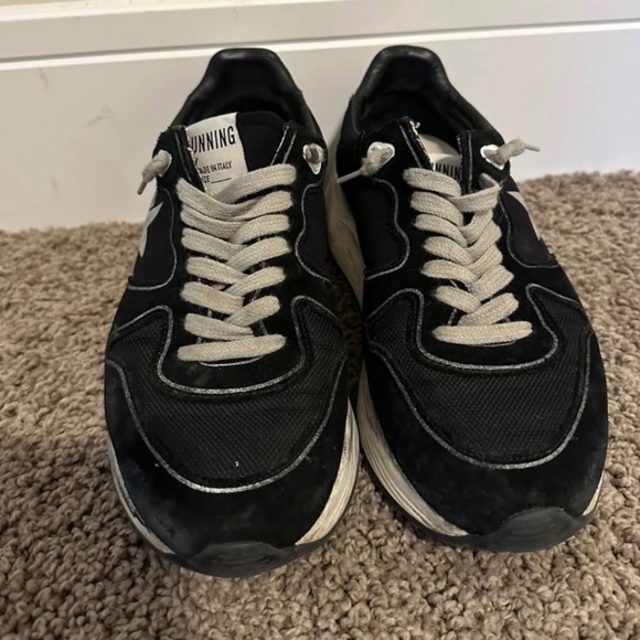 Golden gooses - Picture 2 of 3